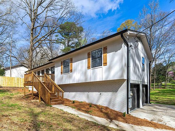 2nd image of 307 Fran Ln