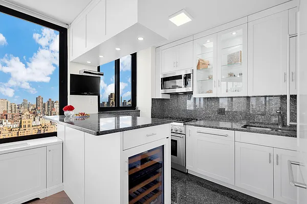 Sold by Douglas Elliman | media 13