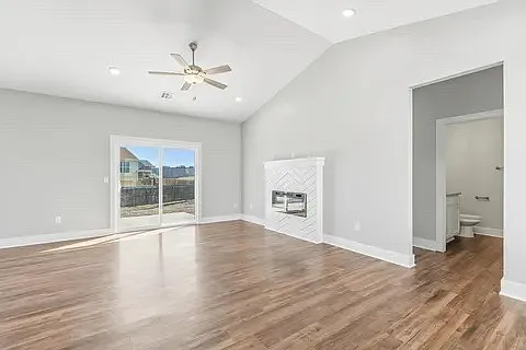 312 N Deer Run Ave — Photo 4