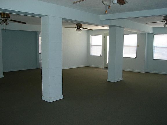4th image of 863 Bonita St