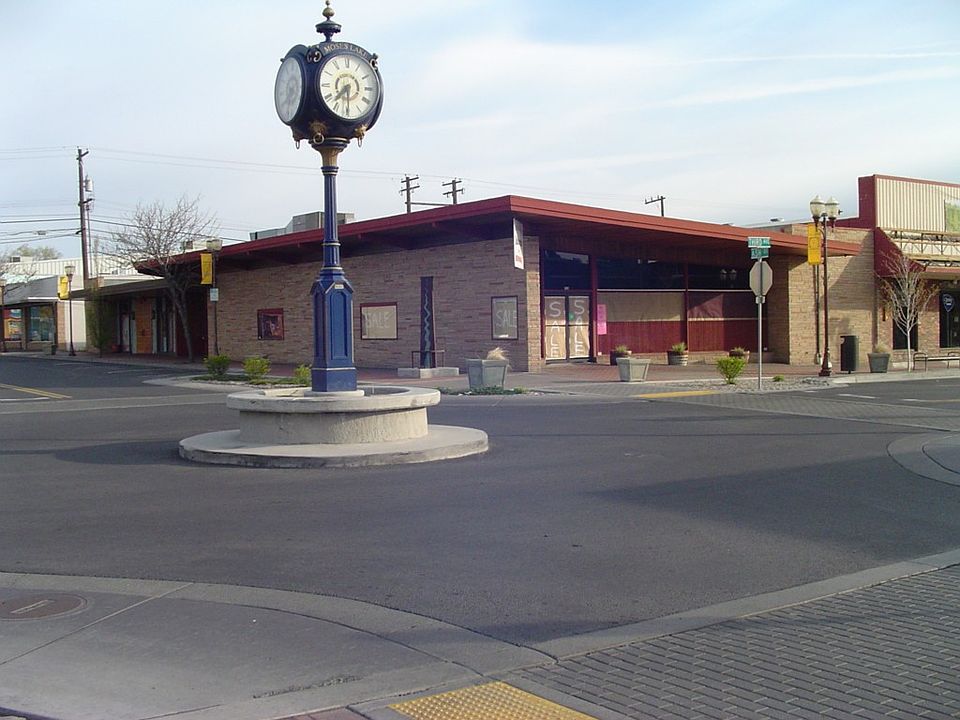 1st image of 122 W 3rd Ave