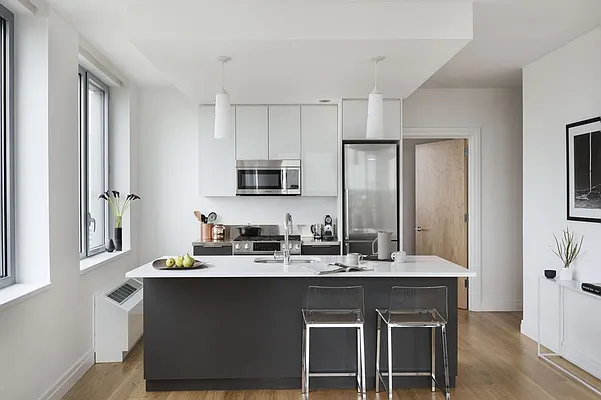 Rented by Two Trees | media 31