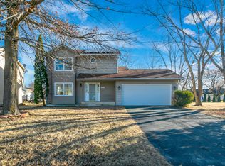 508 Pembroke Rd SW, Poplar Grove, IL 61065