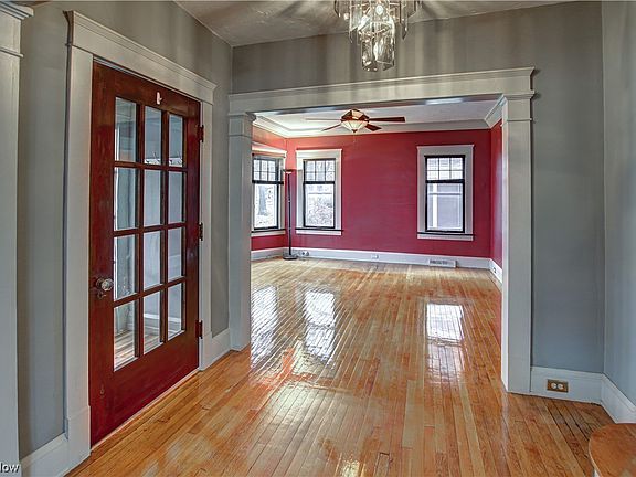 2nd image of 1292 West Blvd