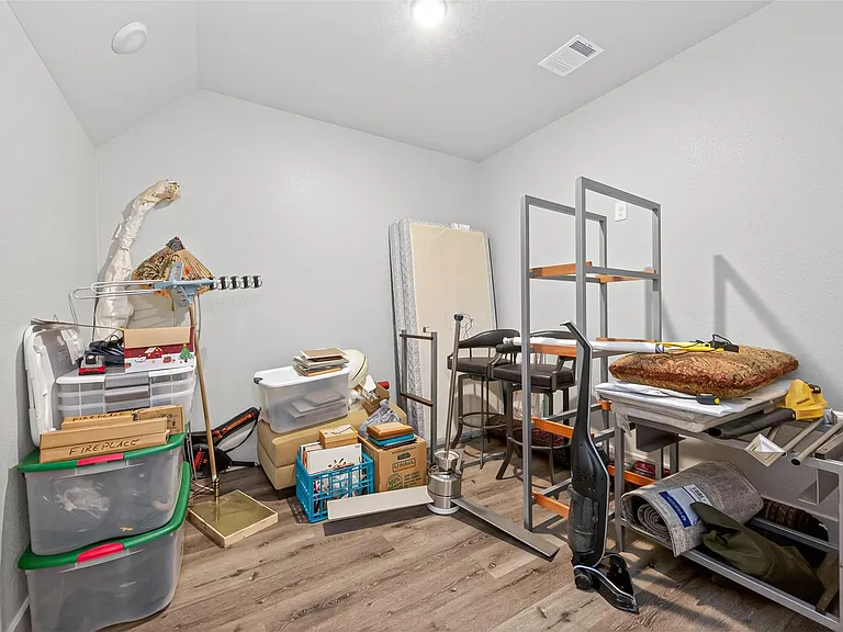 9979 Pebble Glen Dr — Photo 18