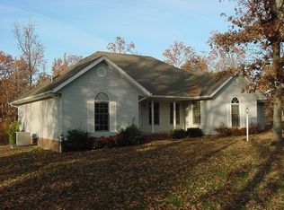 22905 Fall River Ln, Lebanon, MO 65536