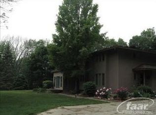 7123 N Elms Rd, Flushing, MI 48433