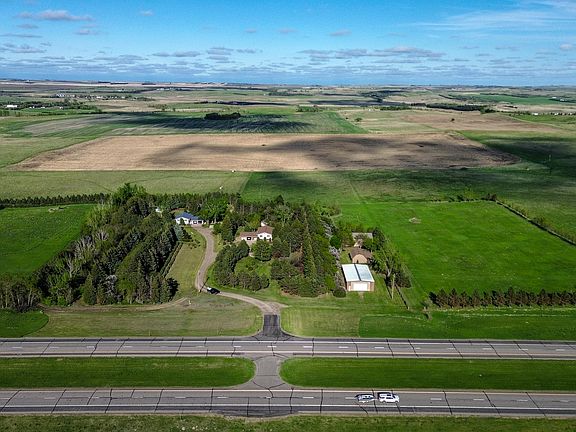 5th image of 19351 NE Highway 83
