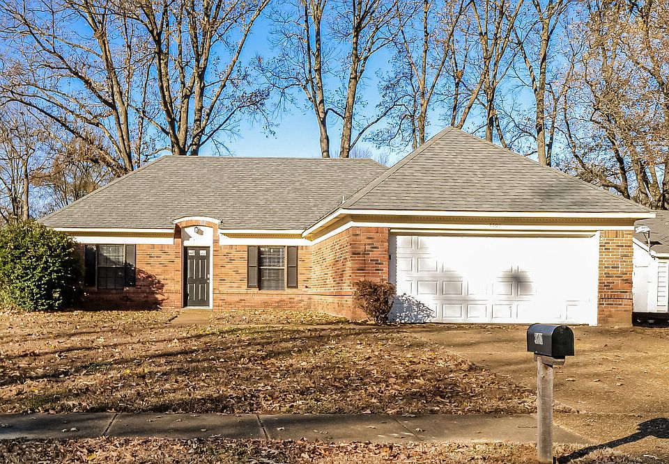 1st image of 3701 Burkehill Dr