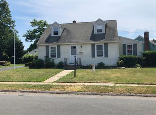 25 Dogwood Pl, Milford, CT 06460