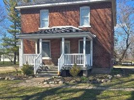 71271 McVicar Rd, Romeo, MI