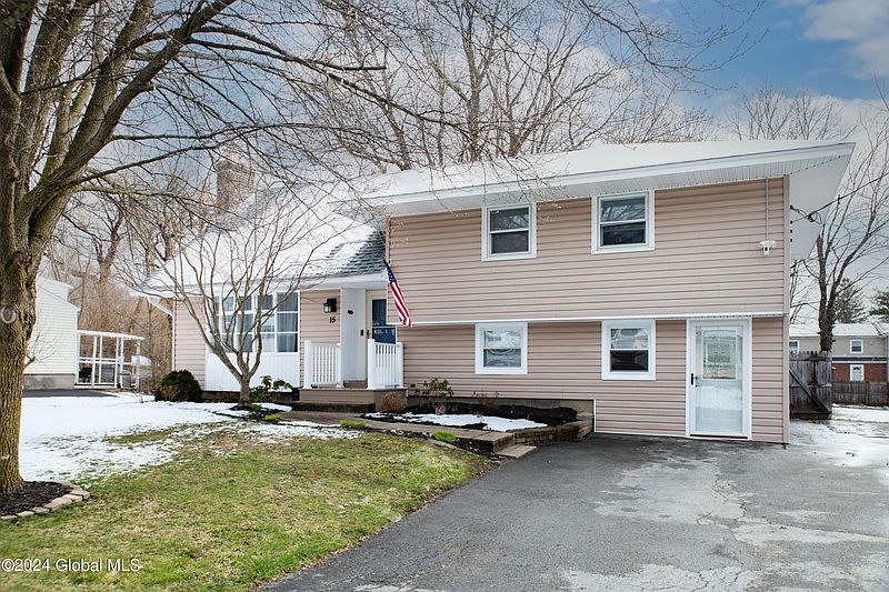 3rd image of 15 Jacob Street