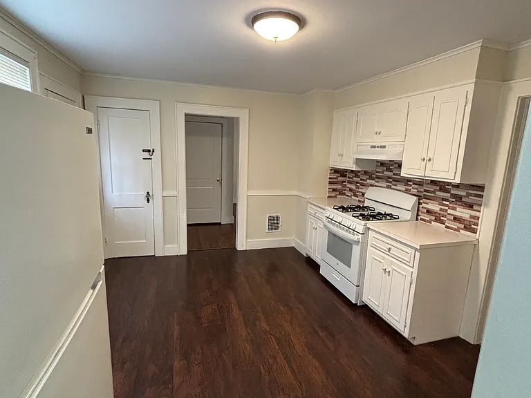 112 Hodge Ave #1 — Photo 1