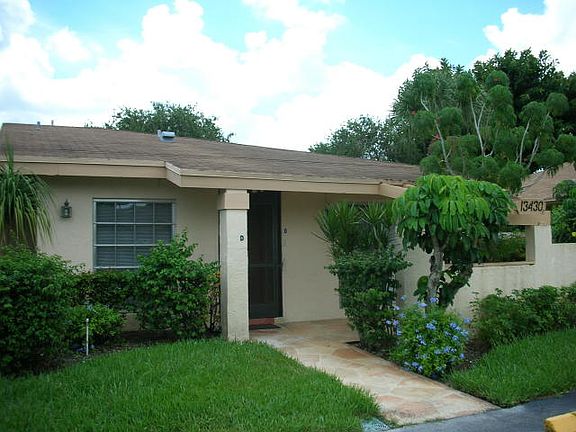 2nd image of 13430 Sabal Palm Ct APT D