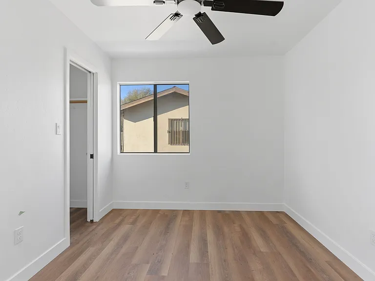 2601 Edmonton St #10B — Photo 8