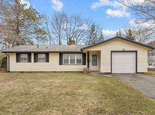 16 Deed Cir, Brockton, MA 02302
