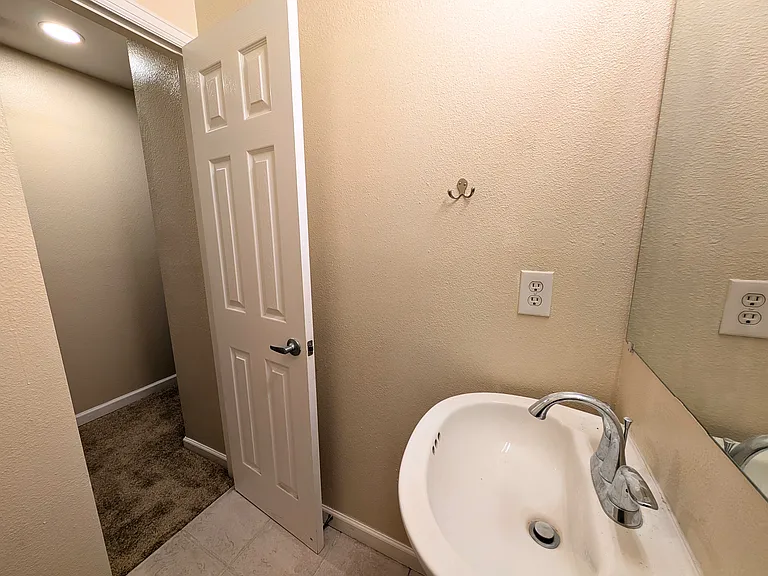 1940 W 32nd Ave #201 — Photo 12