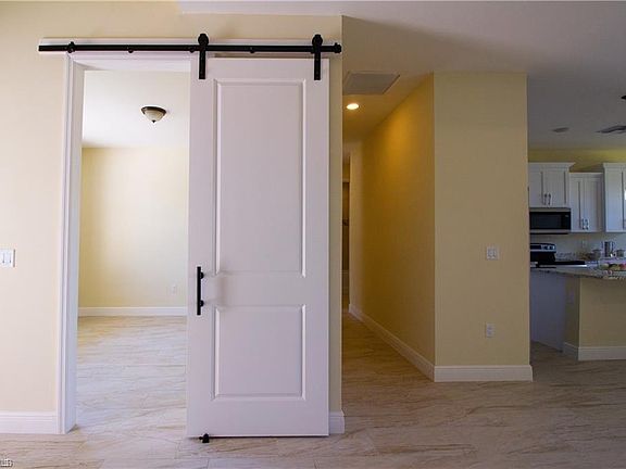 3rd image of 1703 Sunniland Blvd