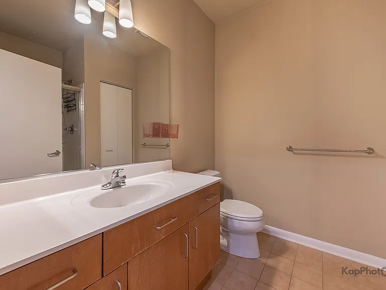 1720 Oak Ave #201 — Photo 26