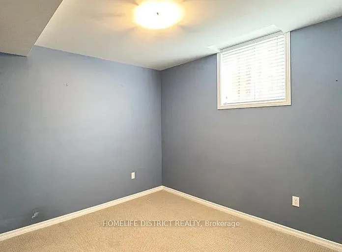 86 Taylor Dr — Photo 9
