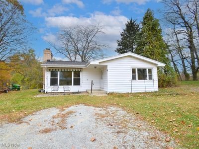 2430 River Rd, Willoughby Hills, OH, 44094