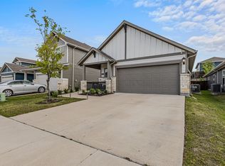 2224 Cliff Springs Dr, Forney, TX 75126