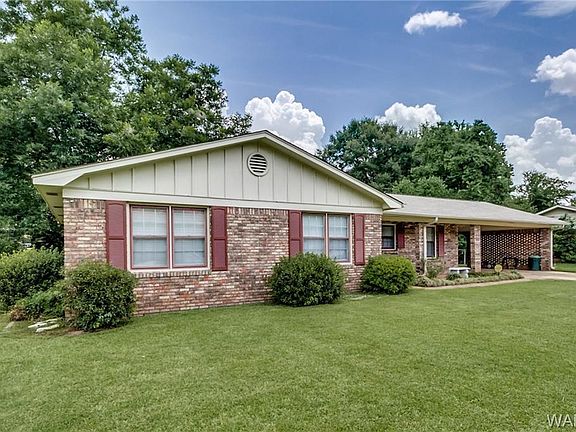2nd image of 3411 Royal Oak Cir