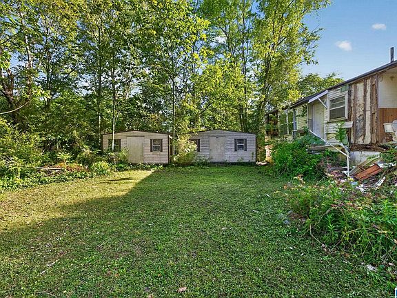 5th image of 533 Robison Dr