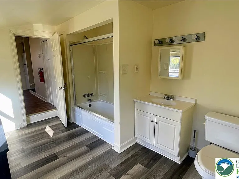 1224 Lehigh St #2 — Photo 8