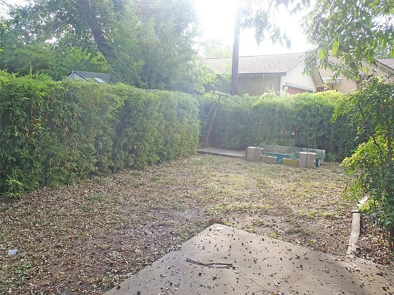 2801 Lafayette Ave #B — Photo 12