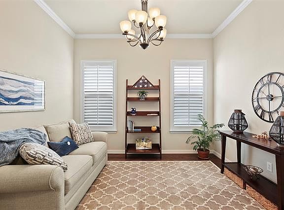 5th image of 8004 Choctaw Ln