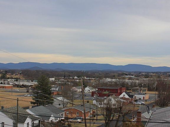 Blue Ridge Mountain Views!