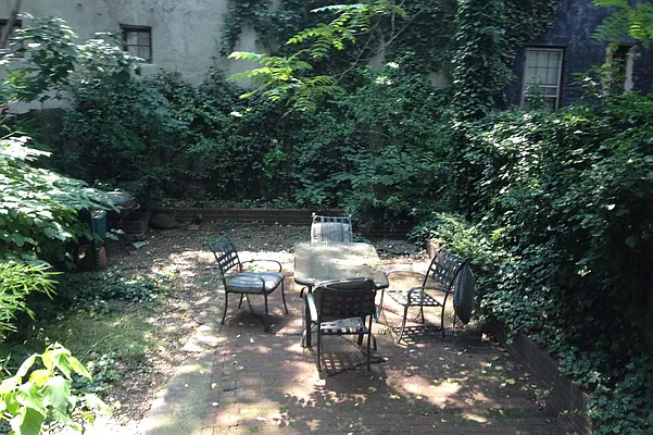 Sold by Citi Habitats | media 10