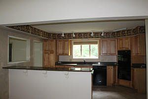 5th image of 138 Sugarbush Cir