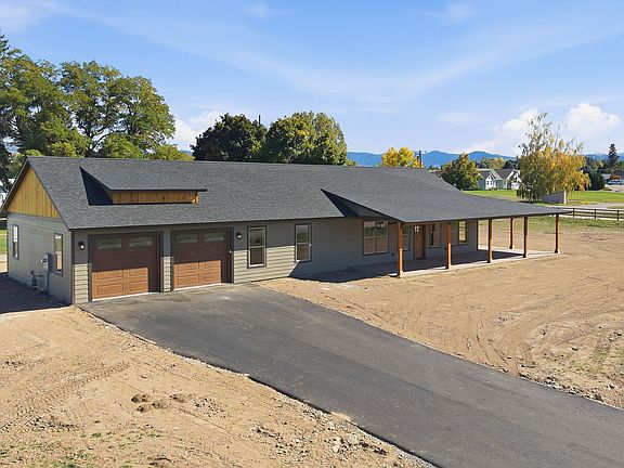 2nd image of 206 Lore Ln
