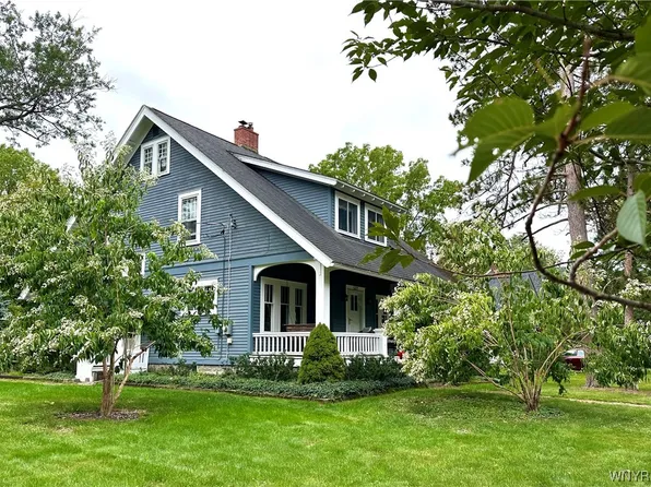 537 Linden Ave, East Aurora, NY 14052