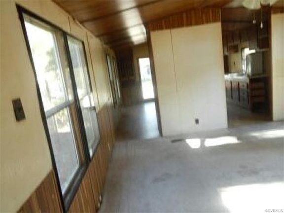 3rd image of 17004 Lansmill Dr
