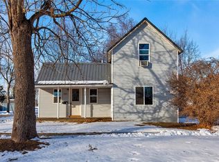 601 3rd St, Perry, IA 50220