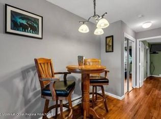207 13th Ave APT 9, Belmar, NJ 07719