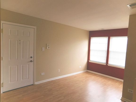 3rd image of 1337 E Wyndham Cir APT 102