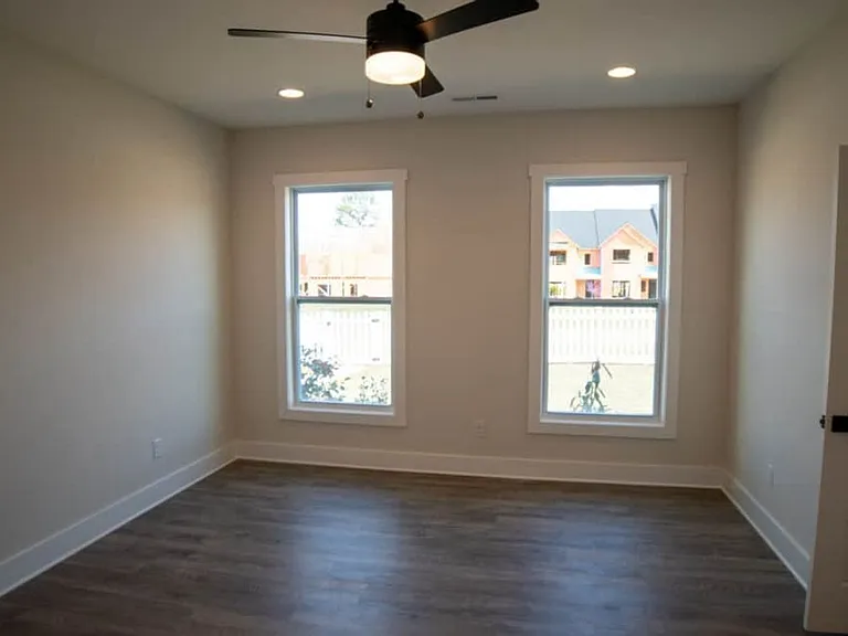 650 Melville Dr — Photo 20