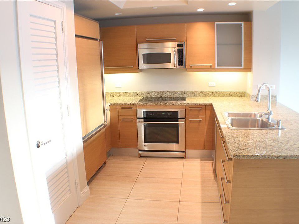 1st image of 222 Karen Ave Unit 1006
