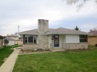 7105 W Verona Ct, Milwaukee, WI 53219