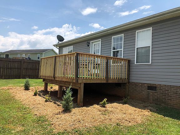 5th image of 138 Chambwood Ln