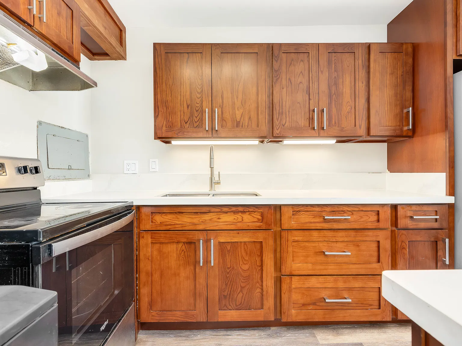 1 bed, 687 sqft, $2,250 — Photo 4