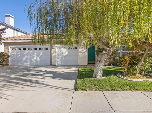 3613 Sungate Dr, Palmdale, CA 93551