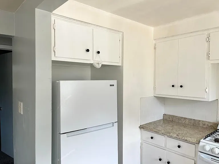 3200 Charlesgate Ave SW #A — Photo 3