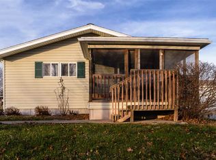 110 Paddock Cir, Iowa City, IA 52240