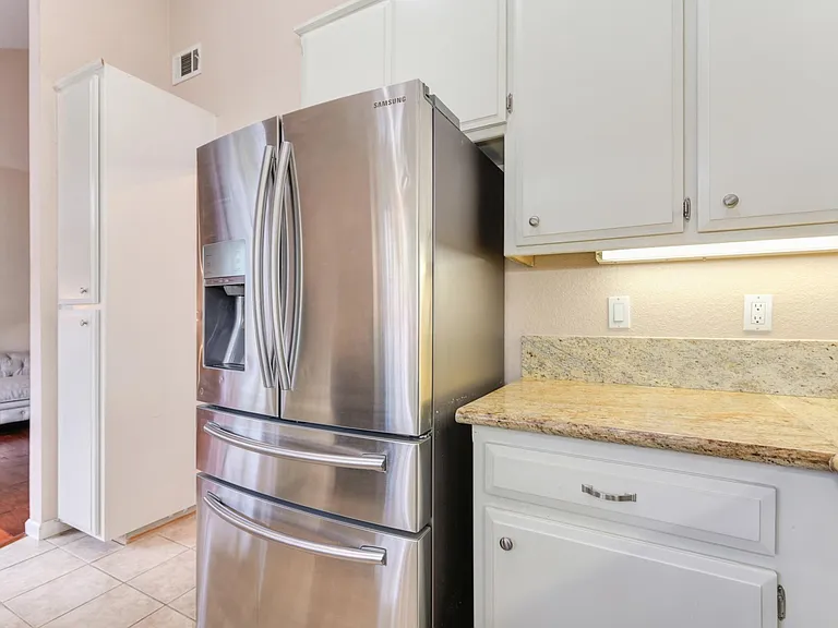 2815 Concord Ave — Photo 5