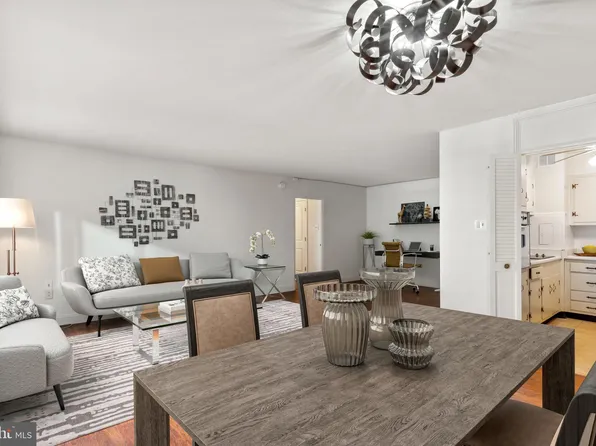 1900 John F Kennedy Blvd APT 914, Philadelphia, PA 19103